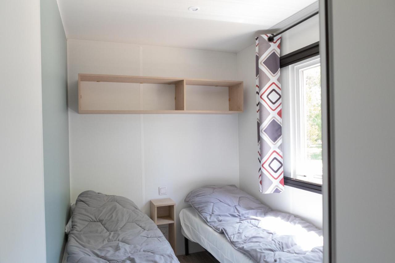 Camping Les Ourmes Уртен Экстерьер фото